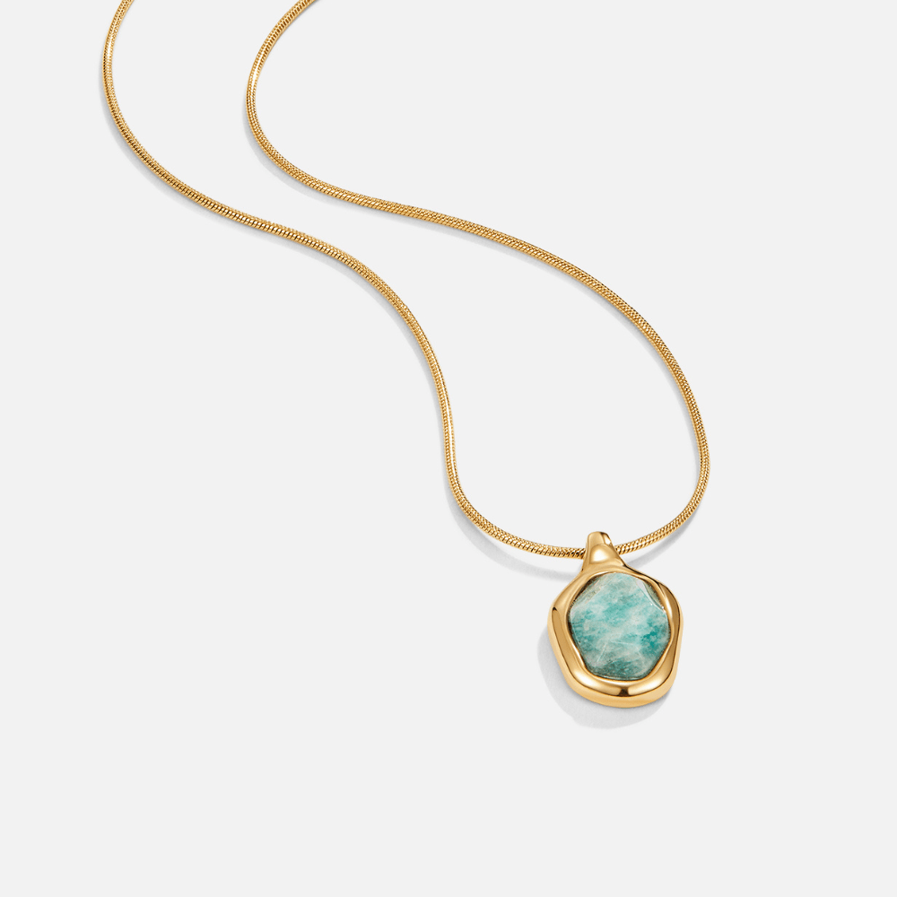 Gold Aquamarine Pendant Necklace — view 1