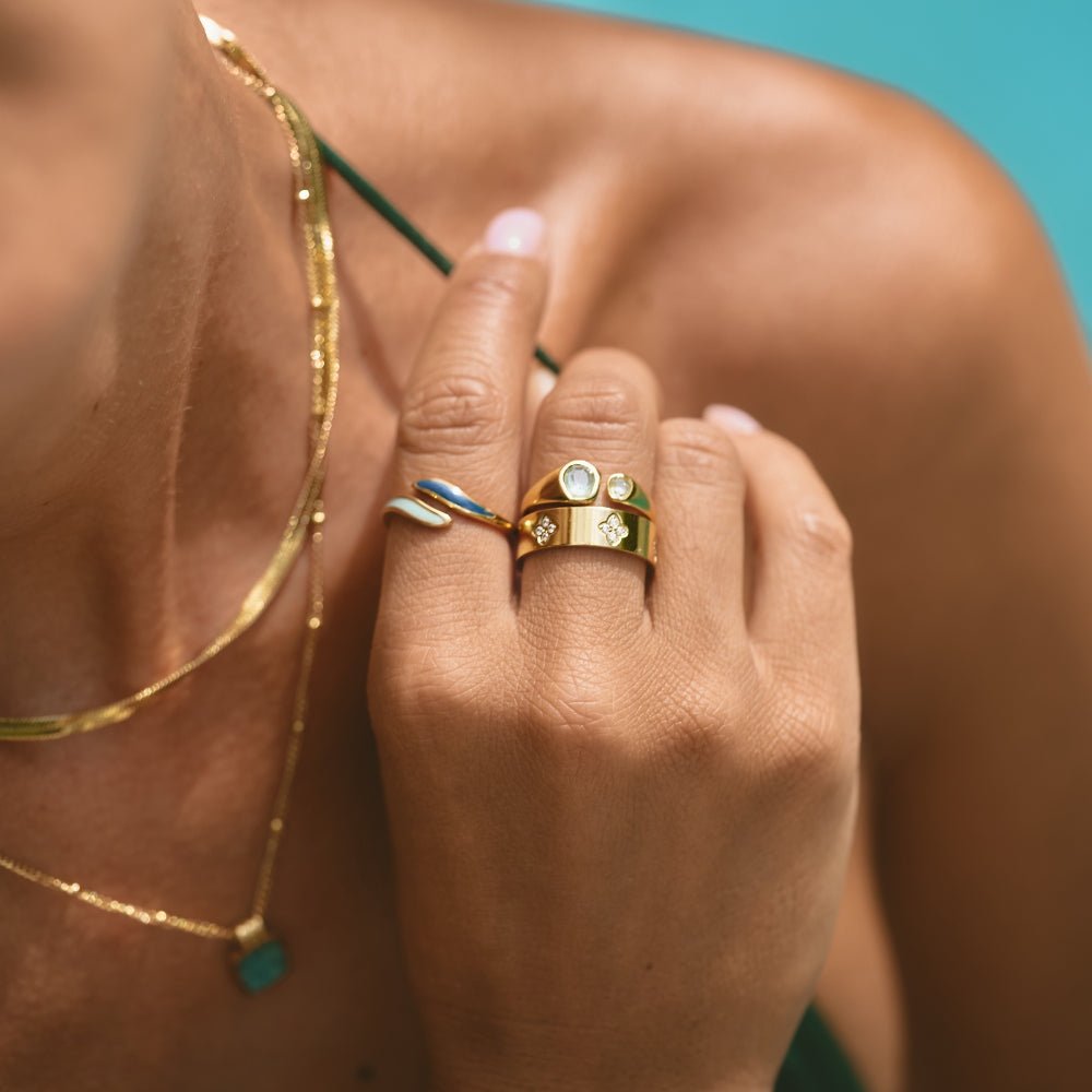 Gold Crystal Clover Band Ring — view 2