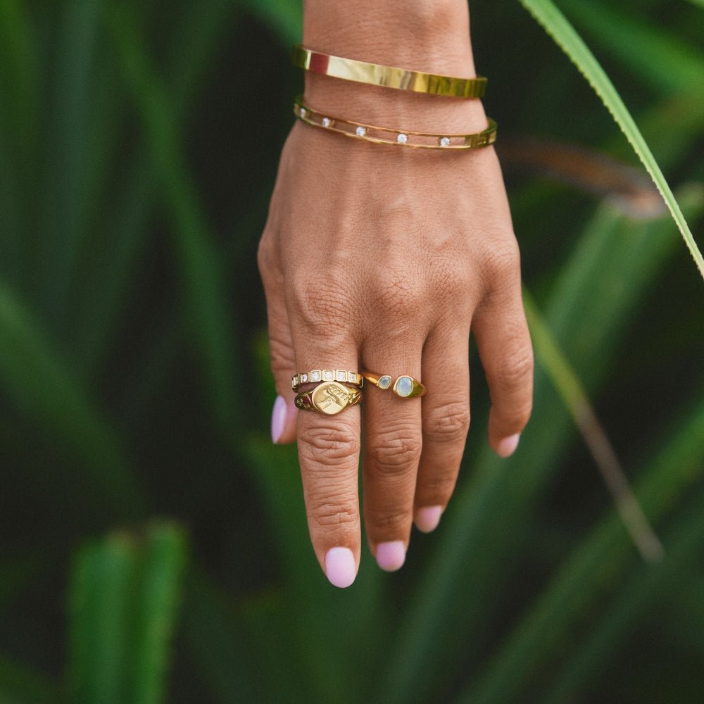 Golden Hummingbird Signet Ring — view 3