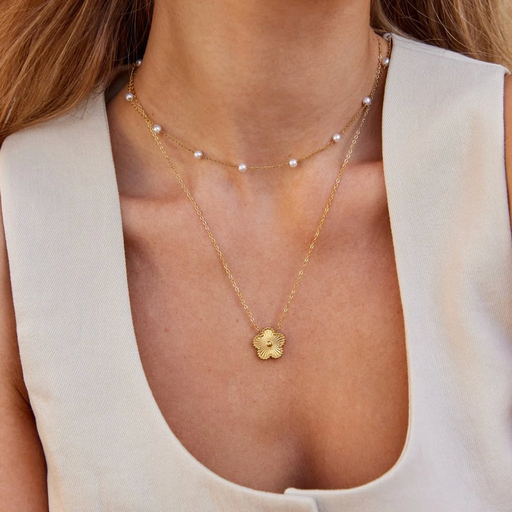 Nura Pearl 18K Gold Necklace — view 2