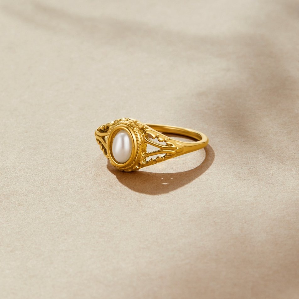 Vintage Royal Pearl Ring — view 1